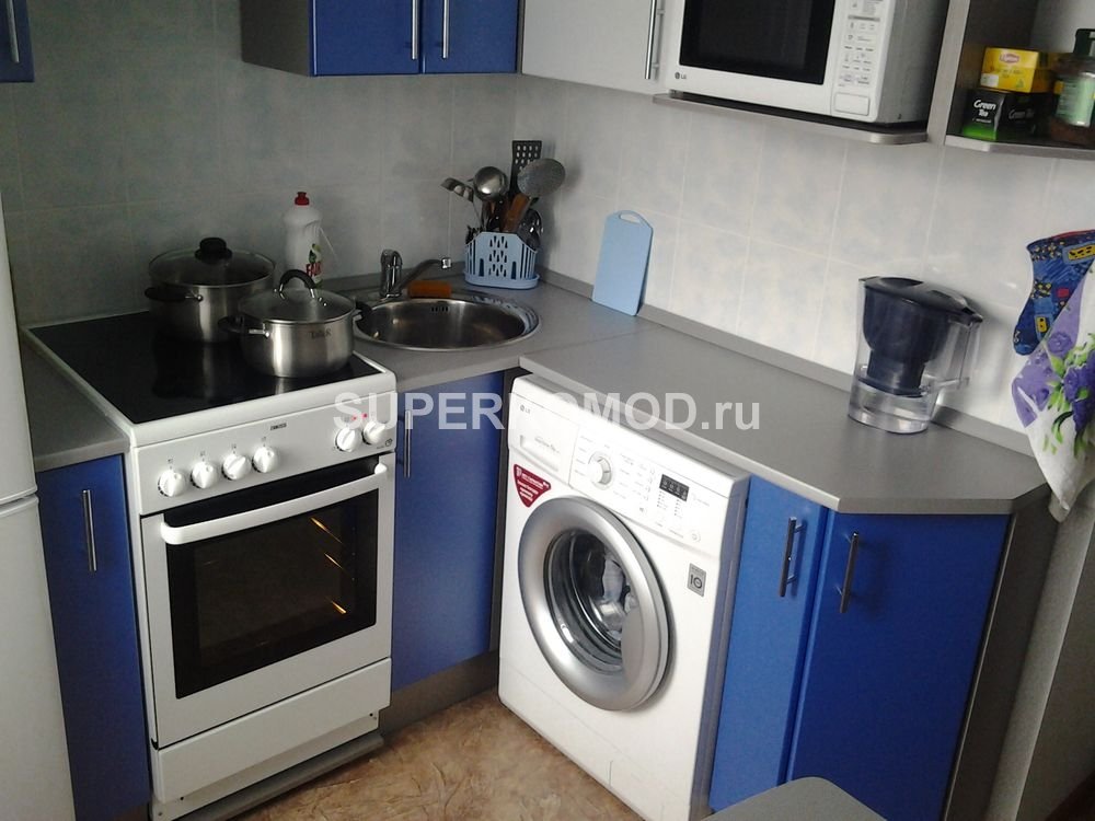 Угловая синяя кухня на заказ