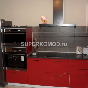 Кухня в красноми цвете на заказ