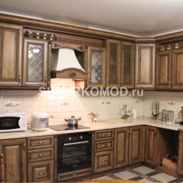 Кухня классическая с патиной Кухня классическая с патиной