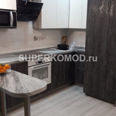 Кухня под гранит п-образная с барной стойкой Кухня под гранит п-образная с барной стойкой