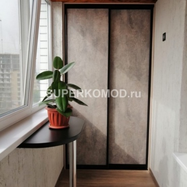 Шкаф купе на балкон на заказ в Барнауле Шкаф купе на балкон на заказ в Барнауле