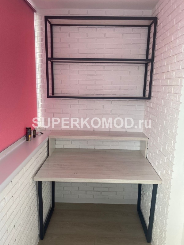 Маленький серый шкаф на балкон