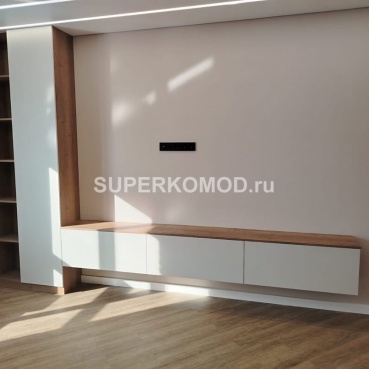 Тумба под телевизор и пенал для гостиной Тумба под телевизор и пенал для гостиной