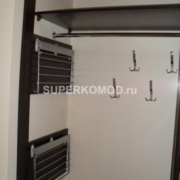 Шкаф-купе в Барнауле с крючками для одежды на заказ Шкаф-купе в Барнауле с крючками для одежды на заказ